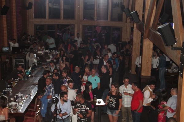 Electro Swing at Rikkyz